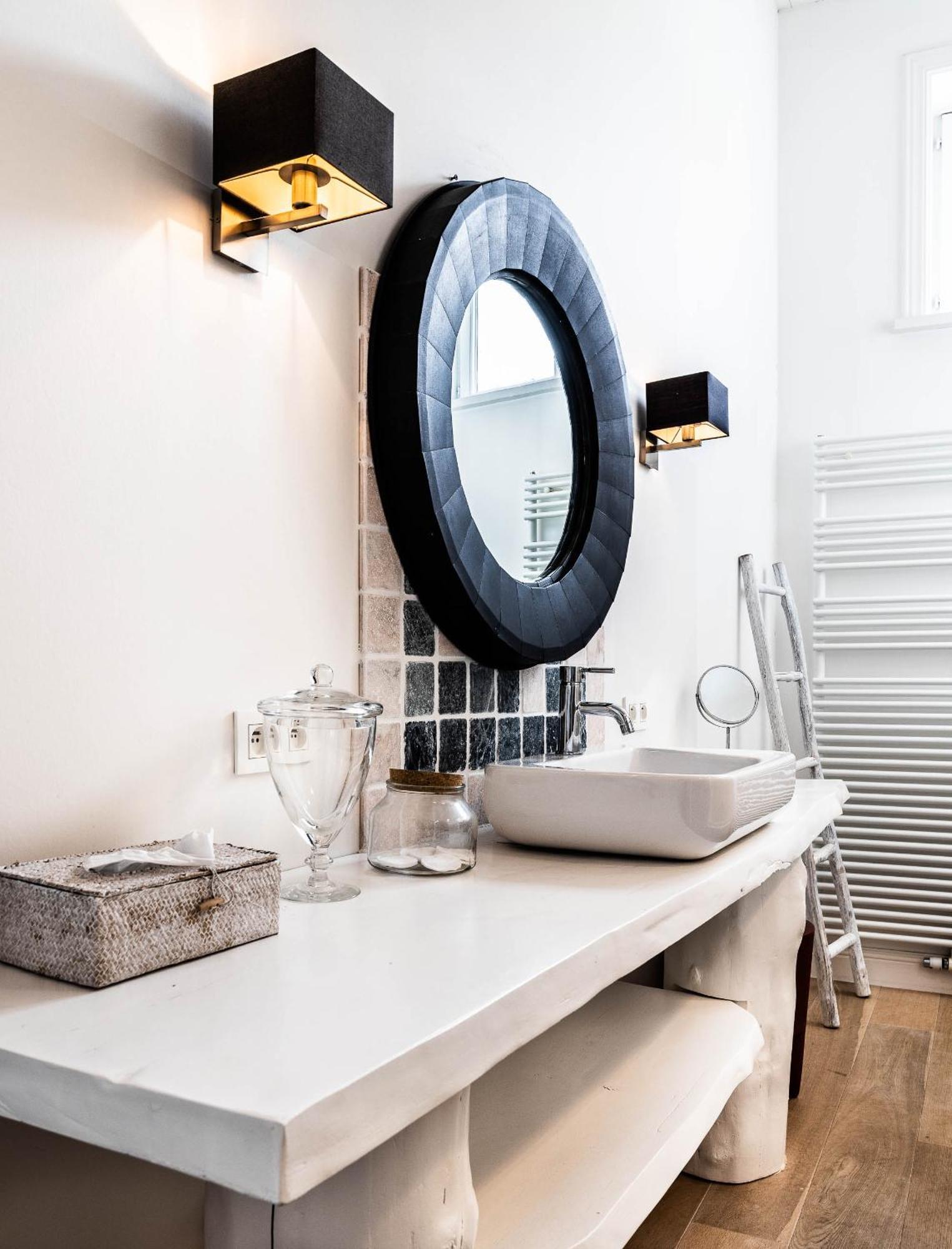 ברוז' Maison Amodio Boutique B&B Adults Only מראה חיצוני תמונה