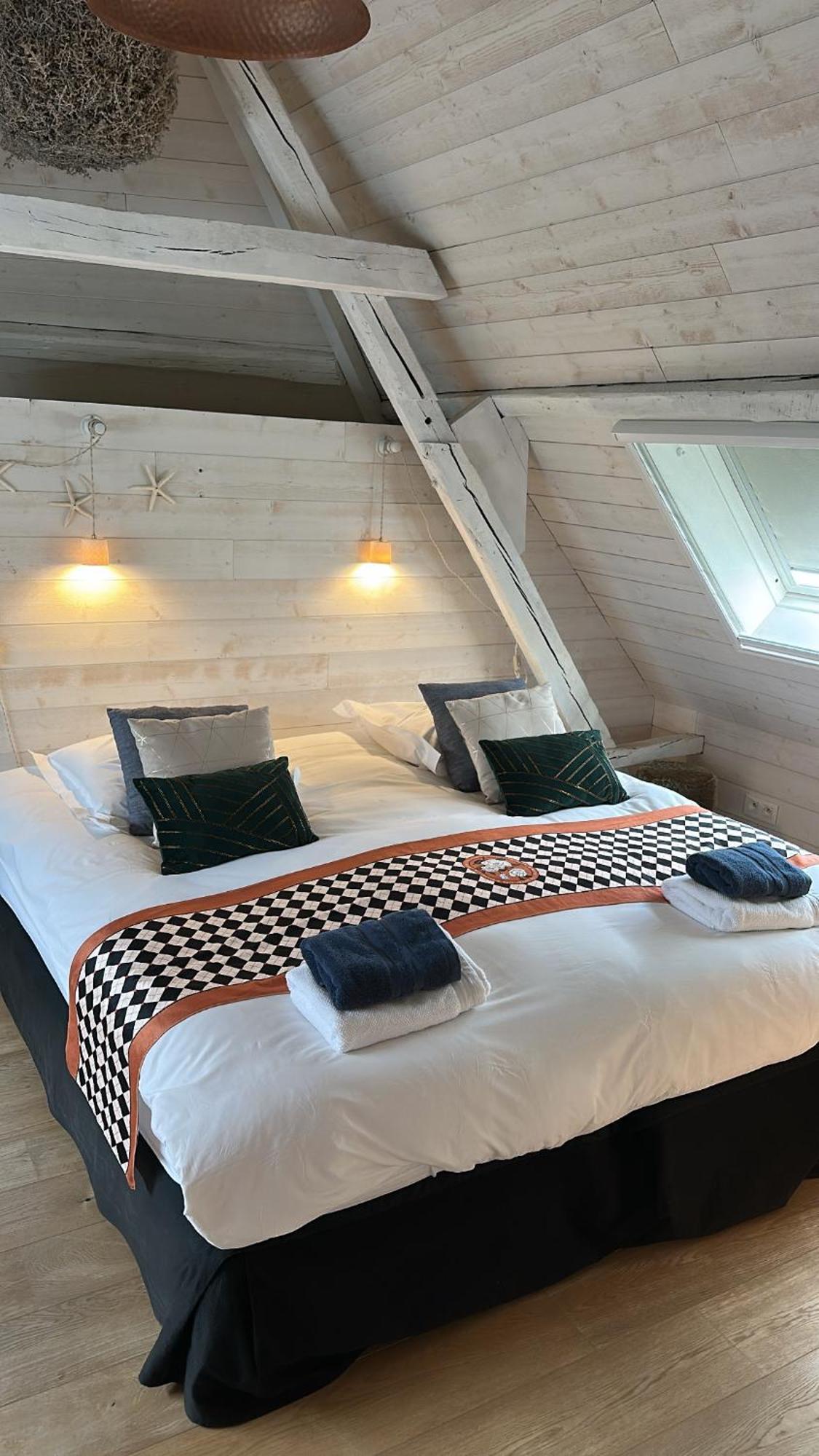 ברוז' Maison Amodio Boutique B&B Adults Only מראה חיצוני תמונה